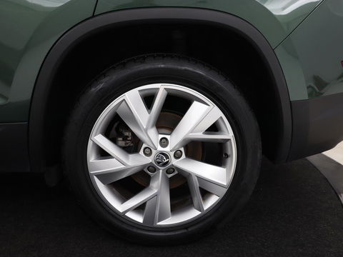 Škoda Kodiaq 1.5 TSI Business Edition 7-persoons | Leder | Trekhaak | Stoelverwarming | Carplay | Camera | Full LED | Navigatie | Canton Sound | Climate control