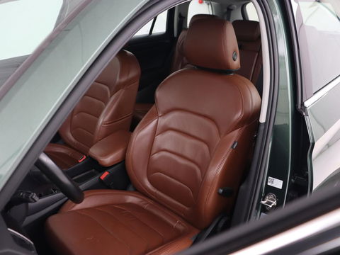 Škoda Kodiaq 1.5 TSI Business Edition 7-persoons | Leder | Trekhaak | Stoelverwarming | Carplay | Camera | Full LED | Navigatie | Canton Sound | Climate control
