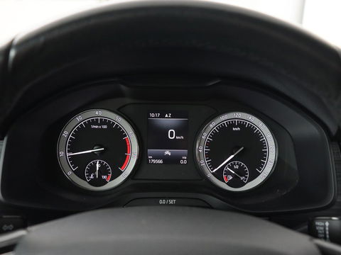 Škoda Kodiaq 1.5 TSI Business Edition 7-persoons | Leder | Trekhaak | Stoelverwarming | Carplay | Camera | Full LED | Navigatie | Canton Sound | Climate control