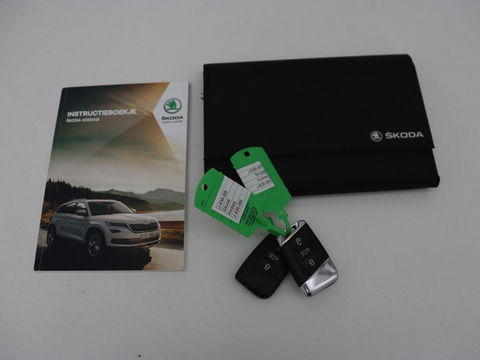 Škoda Kodiaq 1.5 TSI Business Edition 7-persoons | Leder | Trekhaak | Stoelverwarming | Carplay | Camera | Full LED | Navigatie | Canton Sound | Climate control