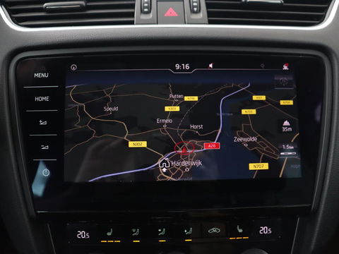 Škoda Octavia 1.0 TSI Style | Stoelverwarming | Trekhaak | Adaptive cruise | Carplay | Park Assist | Keyless | Full LED | Navigatie | Canton Sound | Climate control