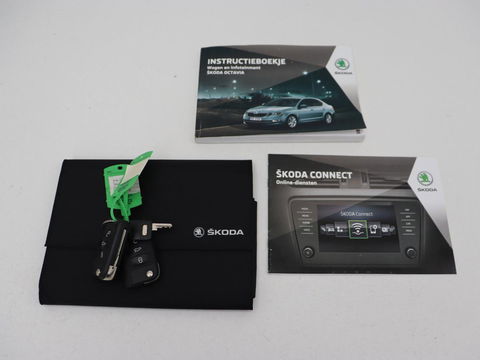 Škoda Octavia 1.0 TSI Style | Stoelverwarming | Trekhaak | Adaptive cruise | Carplay | Park Assist | Keyless | Full LED | Navigatie | Canton Sound | Climate control