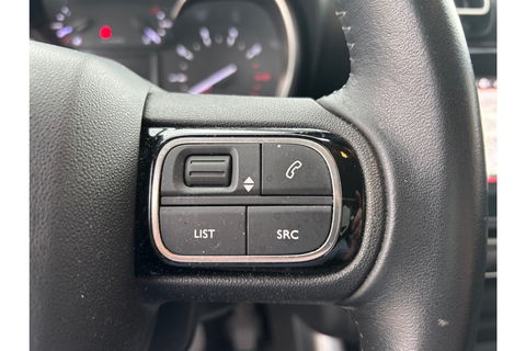 Citroën C3 Aircross 1.2 PT S&S SHINE NAVI AIRCO/ECC PDC