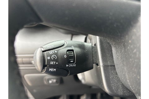 Citroën C3 Aircross 1.2 PT S&S SHINE NAVI AIRCO/ECC PDC