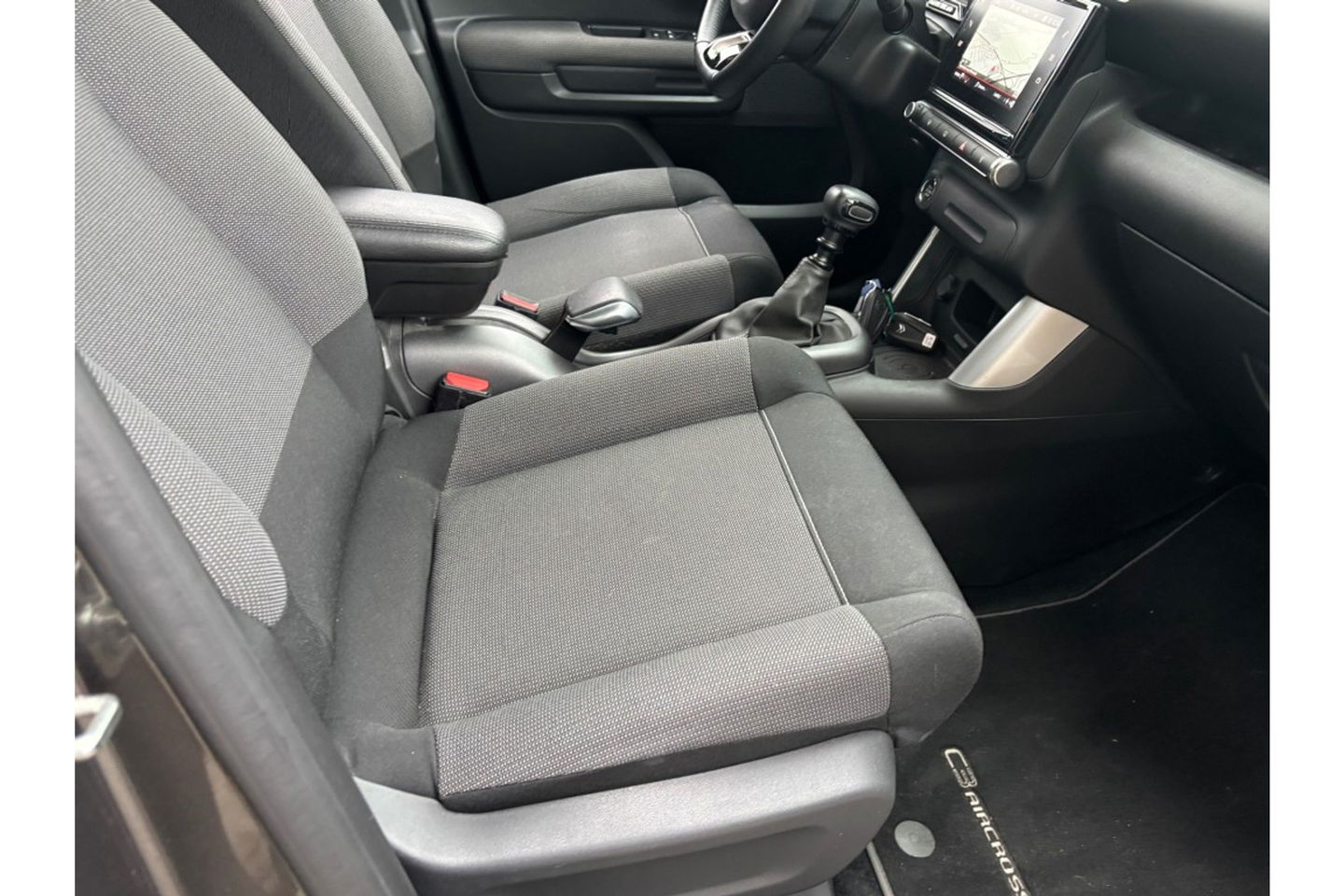 Citroën C3 Aircross 1.2 PT S&S SHINE NAVI AIRCO/ECC PDC