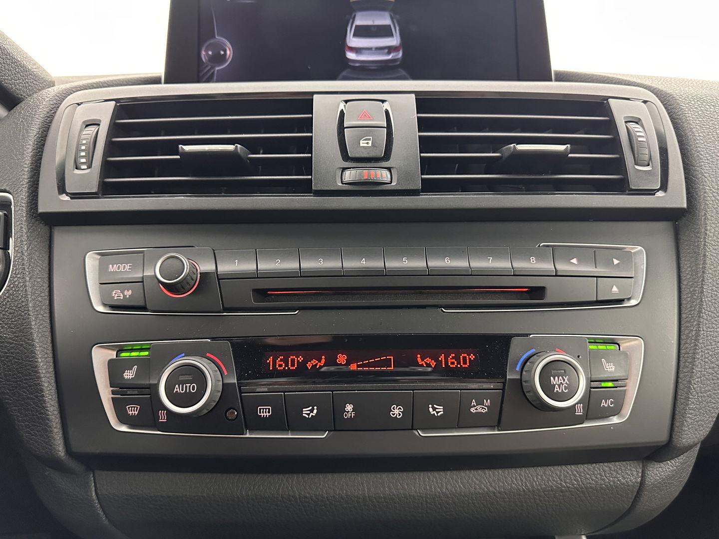 BMW 2 Serie Coupé 220d High Executive *FULL-LEATHER | XENON | NAVI-FULLMAP | SPORT\HEATED-SEATS | KEYLESS | ECC | PDC | CRUISE | 18''ALU |  TOWBAR*