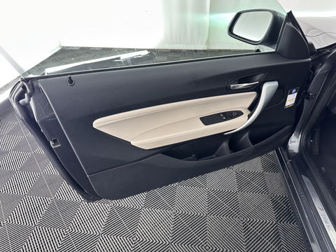 BMW 2 Serie Coupé 220d High Executive *FULL-LEATHER | XENON | NAVI-FULLMAP | SPORT\HEATED-SEATS | KEYLESS | ECC | PDC | CRUISE | 18''ALU |  TOWBAR*