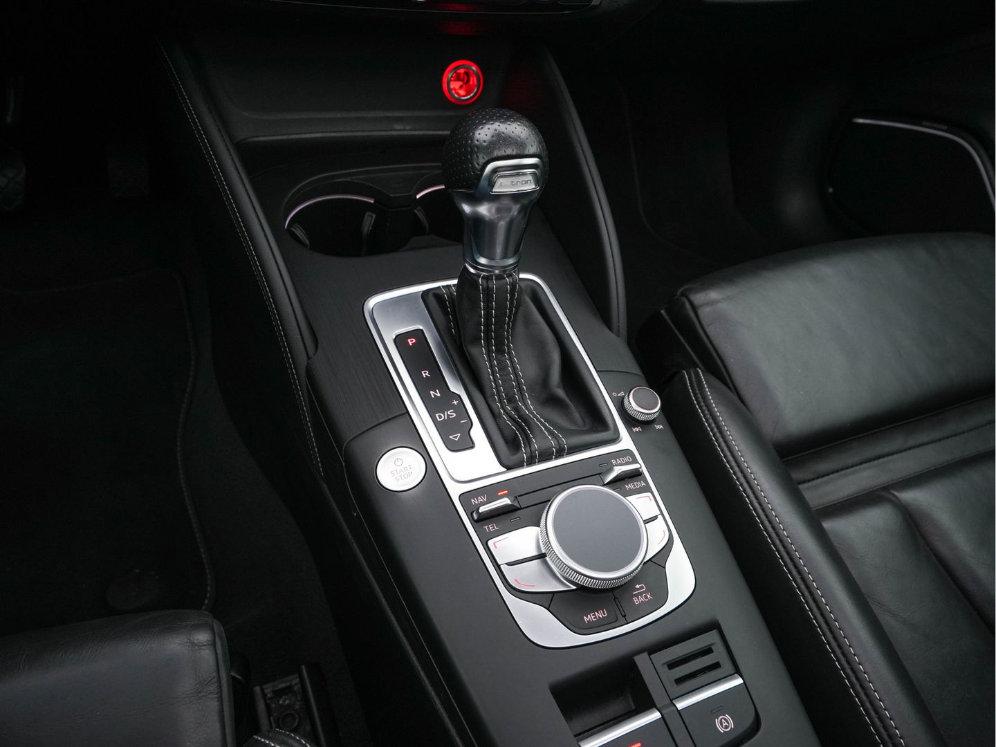 Audi A3 Sportback 1.4 e-tron PHEV Ambition Pro Line plus Aut. *PANO | RS-SEATS | BANG&OLUFSEN | FULL-LEATHER | FULL-LED | ADAPTIVE-CRUISE | BLIND-SPOT | KEYLESS | DAB+ | CAMERA | NAVI-FULLMAP | 19''ALU*