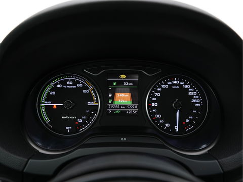 Audi A3 Sportback 1.4 e-tron PHEV Ambition Pro Line plus Aut. *PANO | RS-SEATS | BANG&OLUFSEN | FULL-LEATHER | FULL-LED | ADAPTIVE-CRUISE | BLIND-SPOT | KEYLESS | DAB+ | CAMERA | NAVI-FULLMAP | 19''ALU*