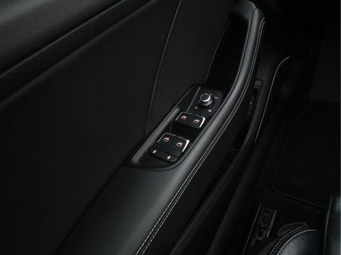 Audi A3 Sportback 1.4 e-tron PHEV Ambition Pro Line plus Aut. *PANO | RS-SEATS | BANG&OLUFSEN | FULL-LEATHER | FULL-LED | ADAPTIVE-CRUISE | BLIND-SPOT | KEYLESS | DAB+ | CAMERA | NAVI-FULLMAP | 19''ALU*