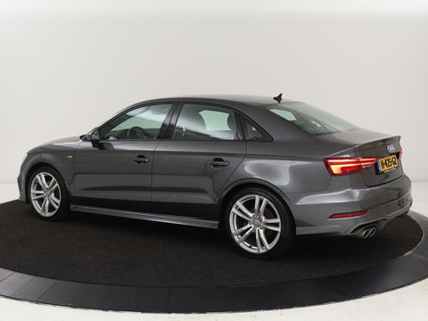 Audi A3 35 TFSI Advance Sport | Stoelverwarming | Carplay | Virtual Cockpit | Sportstoelen | Full LED | Navigatie | Half leder | Climate control | DAB | S Line