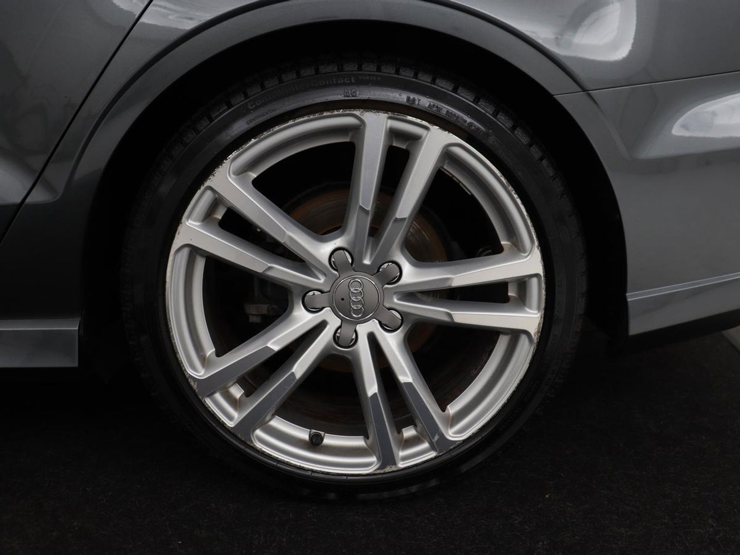 Audi A3 35 TFSI Advance Sport | Stoelverwarming | Carplay | Virtual Cockpit | Sportstoelen | Full LED | Navigatie | Half leder | Climate control | DAB | S Line
