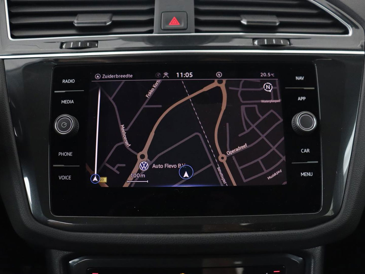Volkswagen Tiguan 1.4 TSI eHybrid | Stoel & stuurverwarming | Adaptive cruise | Carplay | Park Assist | Navigatie | Side Assist | Virtual Cockpit | Full LED | PHEV