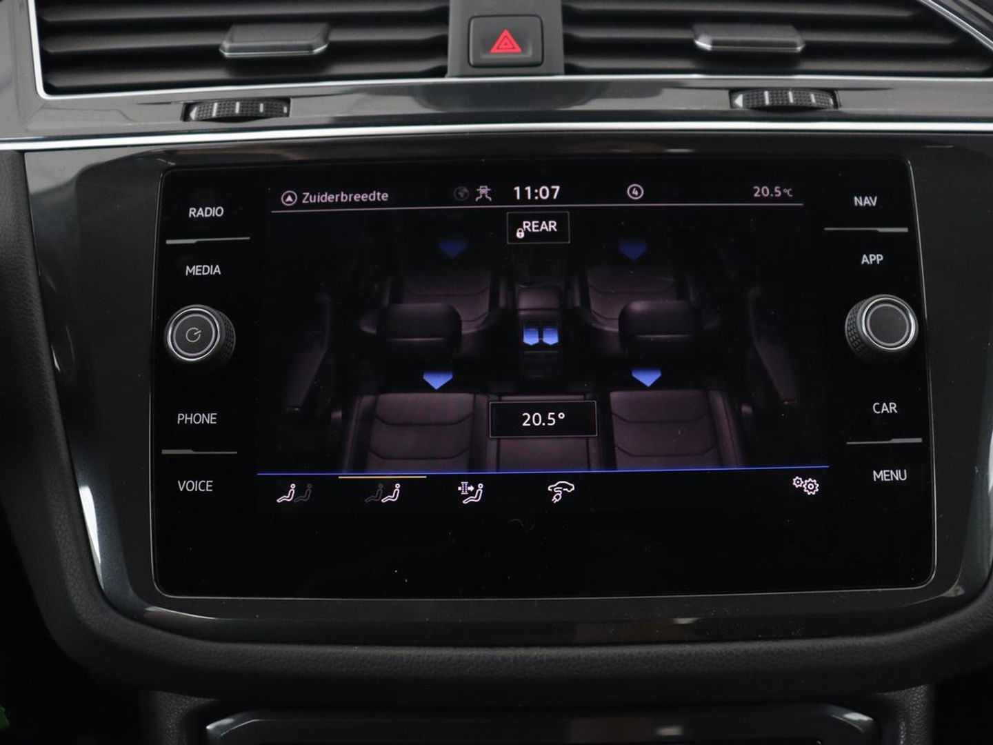 Volkswagen Tiguan 1.4 TSI eHybrid | Stoel & stuurverwarming | Adaptive cruise | Carplay | Park Assist | Navigatie | Side Assist | Virtual Cockpit | Full LED | PHEV