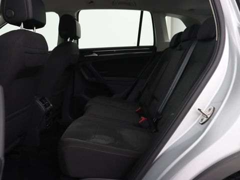 Volkswagen Tiguan 1.4 TSI eHybrid | Stoel & stuurverwarming | Adaptive cruise | Carplay | Park Assist | Navigatie | Side Assist | Virtual Cockpit | Full LED | PHEV