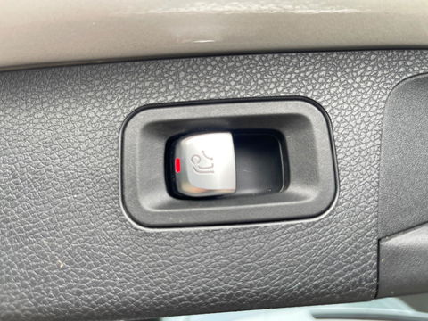 Mercedes-Benz E-Klasse Estate 250 Premium Plus AMG 360" Camera Panodak Burmestersystem Head-up display, Elctr Trekhaak