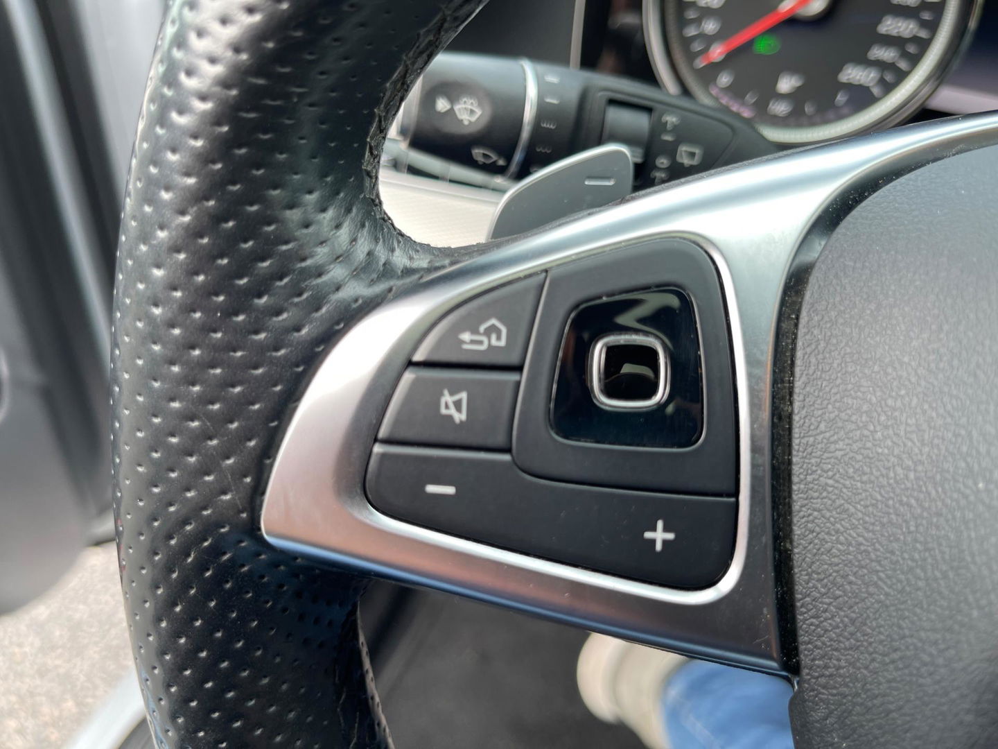Mercedes-Benz E-Klasse Estate 250 Premium Plus AMG 360" Camera Panodak Burmestersystem Head-up display, Elctr Trekhaak