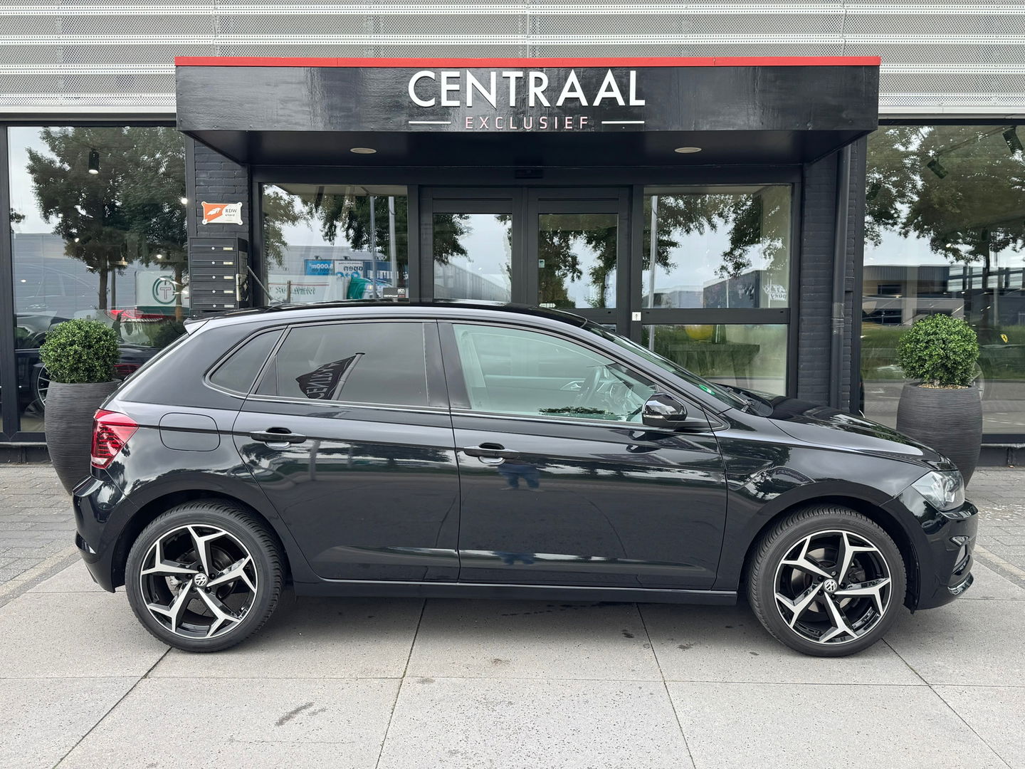 Volkswagen Polo 1.0 TSI Highline R Carplay|ACC|17inch|PDC