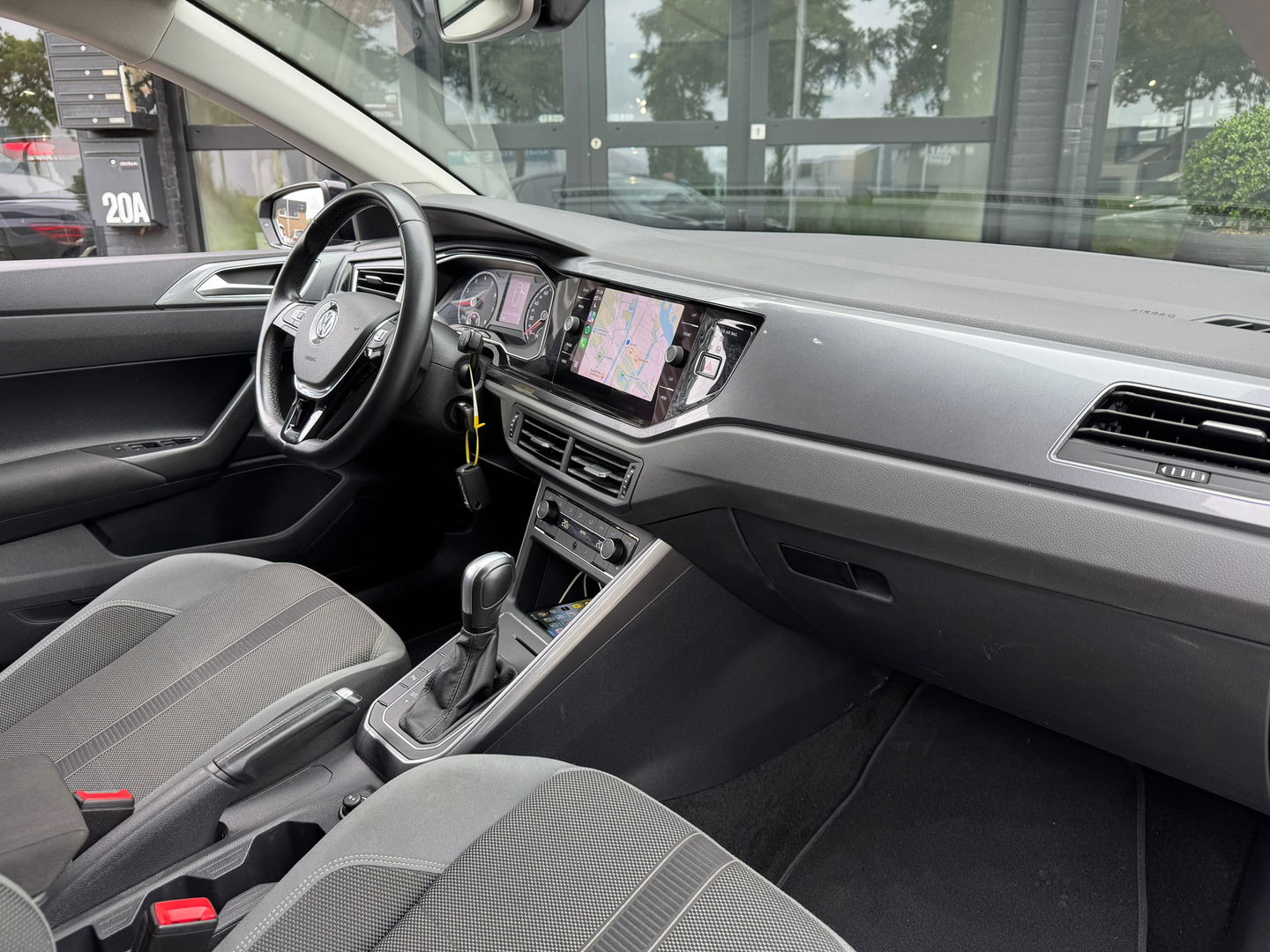 Volkswagen Polo 1.0 TSI Highline R Carplay|ACC|17inch|PDC