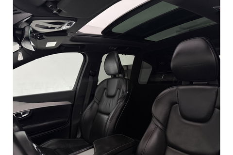 Volkswagen XC90 D5 Inscription | Grijs Kenteken | 236PK 360 Camera Pano LED Sfeer 2700KG Trekgew. Trekhaak b&w Memory Head up Virtual Carplay Cruise Clima Navi Leder PDC 20"LMV