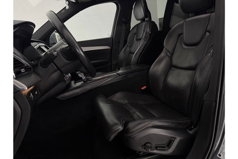 Volkswagen XC90 D5 Inscription | Grijs Kenteken | 236PK 360 Camera Pano LED Sfeer 2700KG Trekgew. Trekhaak b&w Memory Head up Virtual Carplay Cruise Clima Navi Leder PDC 20"LMV