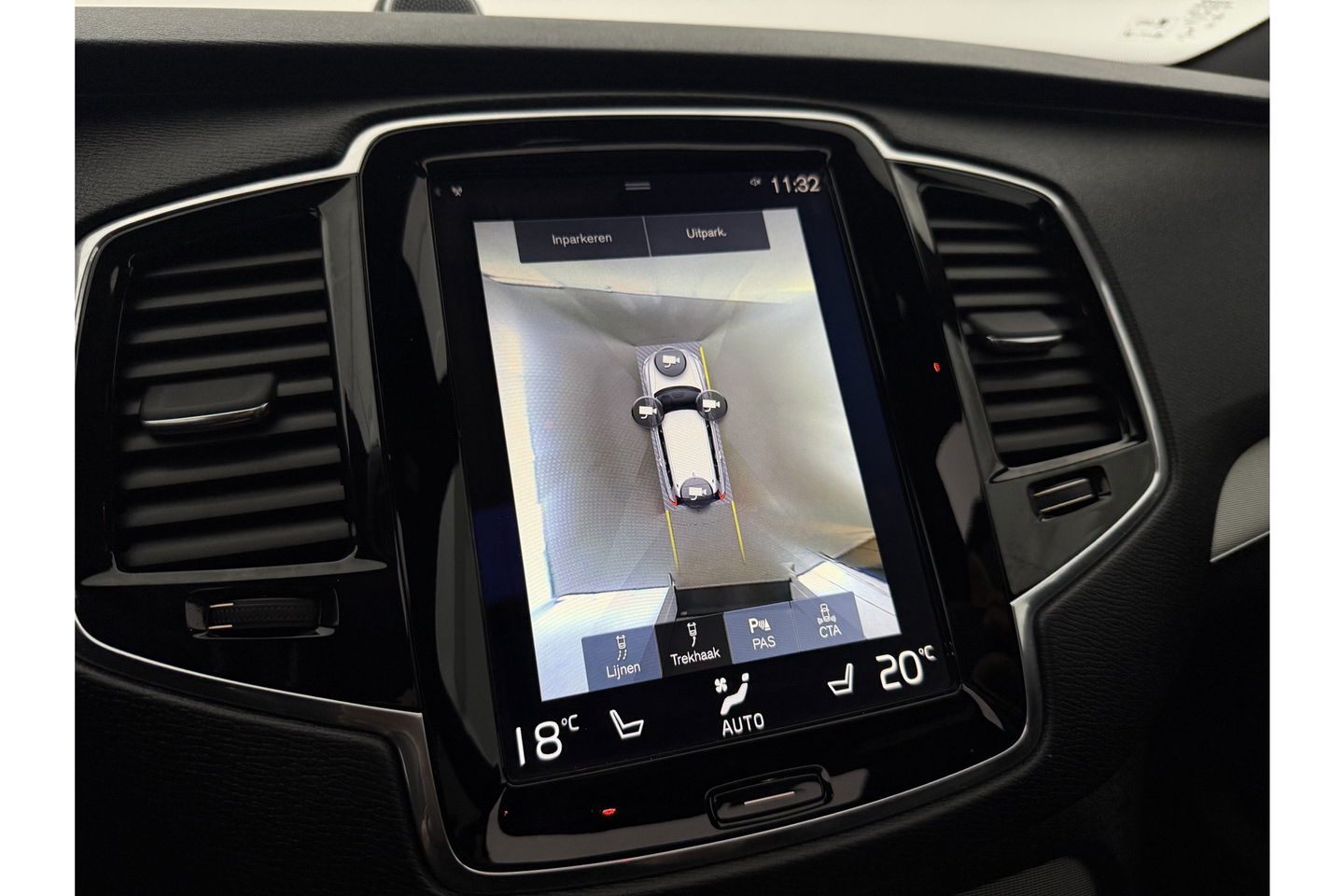 Volkswagen XC90 D5 Inscription | Grijs Kenteken | 236PK 360 Camera Pano LED Sfeer 2700KG Trekgew. Trekhaak b&w Memory Head up Virtual Carplay Cruise Clima Navi Leder PDC 20"LMV