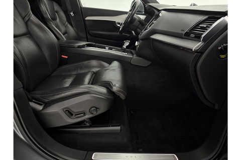 Volkswagen XC90 D5 Inscription | Grijs Kenteken | 236PK 360 Camera Pano LED Sfeer 2700KG Trekgew. Trekhaak b&w Memory Head up Virtual Carplay Cruise Clima Navi Leder PDC 20"LMV