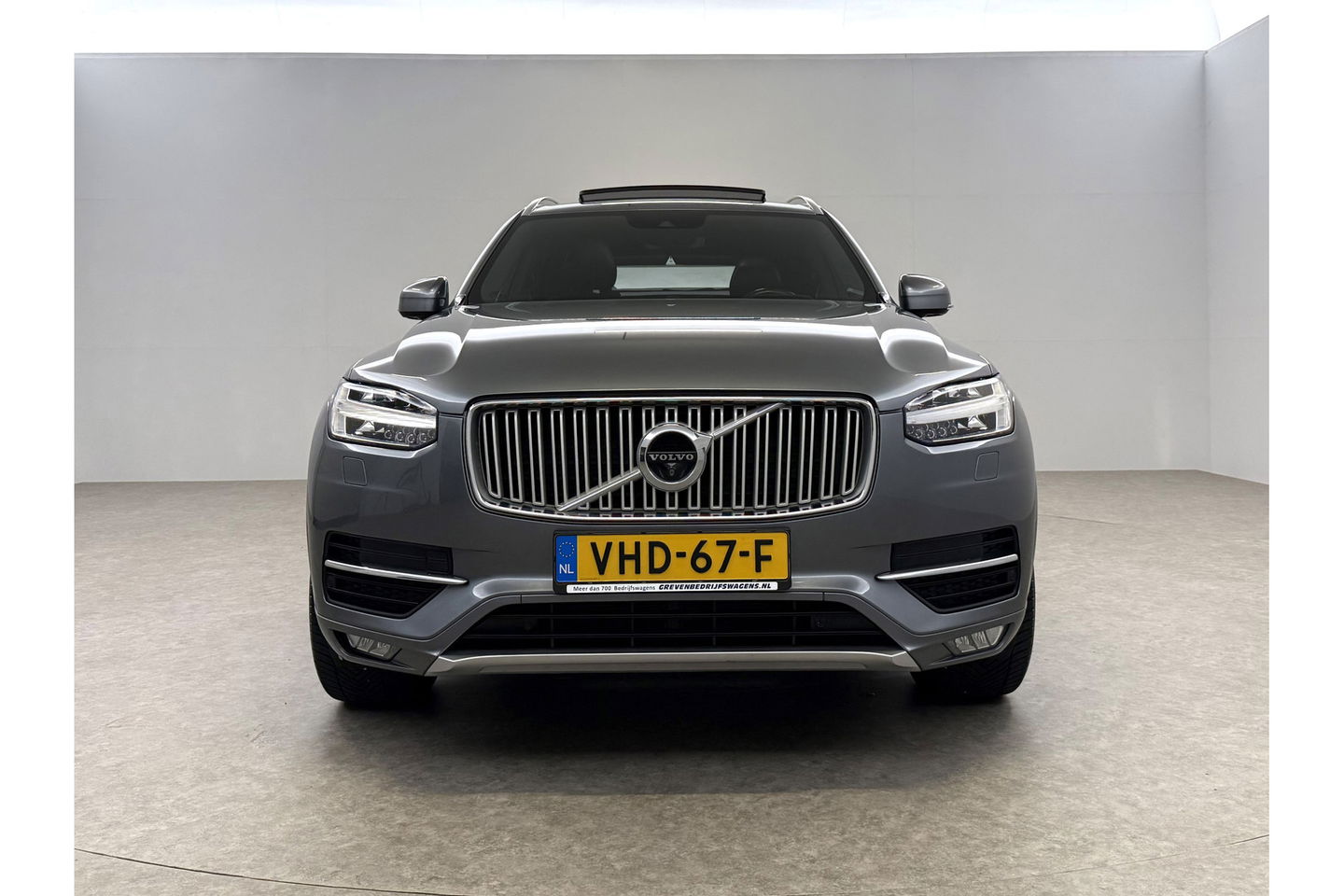 Volkswagen XC90 D5 Inscription | Grijs Kenteken | 236PK 360 Camera Pano LED Sfeer 2700KG Trekgew. Trekhaak b&w Memory Head up Virtual Carplay Cruise Clima Navi Leder PDC 20"LMV