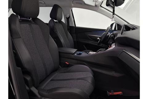 Peugeot 5008 1.2 PureTech Allure 7p 360 Camera Carplay LED Sfeer Trekhaak Clima Cruise Navi PDC 19"LMV