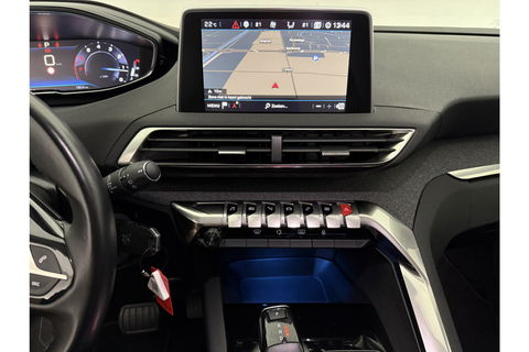 Peugeot 5008 1.2 PureTech Allure 7p 360 Camera Carplay LED Sfeer Trekhaak Clima Cruise Navi PDC 19"LMV