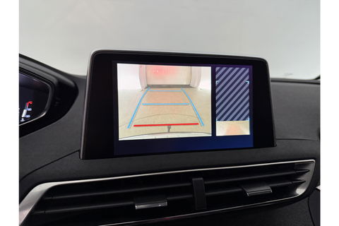 Peugeot 5008 1.2 PureTech Allure 7p 360 Camera Carplay LED Sfeer Trekhaak Clima Cruise Navi PDC 19"LMV