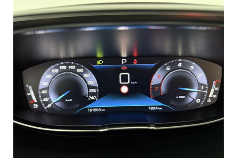 Peugeot 5008 1.2 PureTech Allure 7p 360 Camera Carplay LED Sfeer Trekhaak Clima Cruise Navi PDC 19"LMV