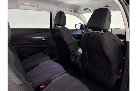 Peugeot 5008 1.2 PureTech Allure 7p 360 Camera Carplay LED Sfeer Trekhaak Clima Cruise Navi PDC 19"LMV