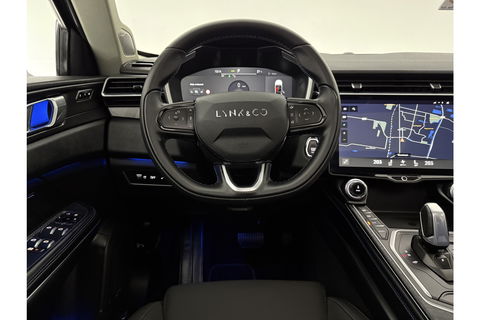 Lynk Co 01 1.5 | UNIEK Nardo Grey | 262PK Hybride 360Camera Pano ACC Sfeer LED Memory Carplay Clima Navi Virtual PDC 20"LMV