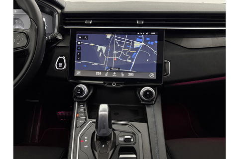 Lynk Co 01 1.5 | UNIEK Nardo Grey | 262PK Hybride 360Camera Pano ACC Sfeer LED Memory Carplay Clima Navi Virtual PDC 20"LMV