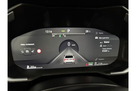 Lynk Co 01 1.5 | UNIEK Nardo Grey | 262PK Hybride 360Camera Pano ACC Sfeer LED Memory Carplay Clima Navi Virtual PDC 20"LMV
