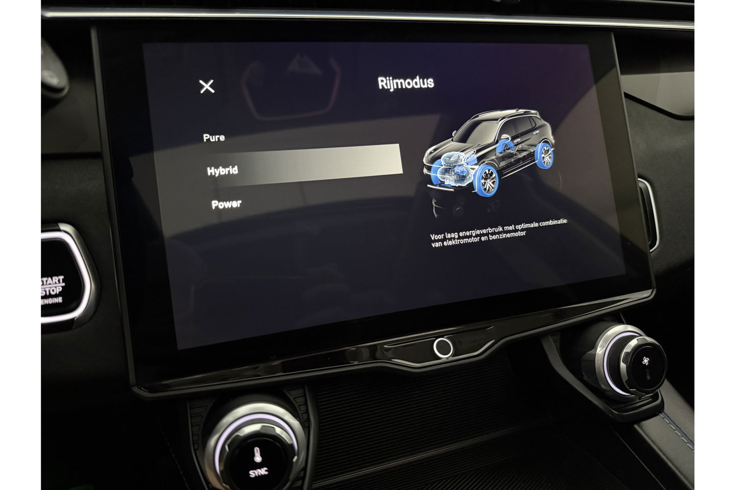 Lynk Co 01 1.5 | UNIEK Nardo Grey | 262PK Hybride 360Camera Pano ACC Sfeer LED Memory Carplay Clima Navi Virtual PDC 20"LMV