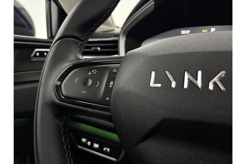 Lynk Co 01 1.5 | UNIEK Nardo Grey | 262PK Hybride 360Camera Pano ACC Sfeer LED Memory Carplay Clima Navi Virtual PDC 20"LMV