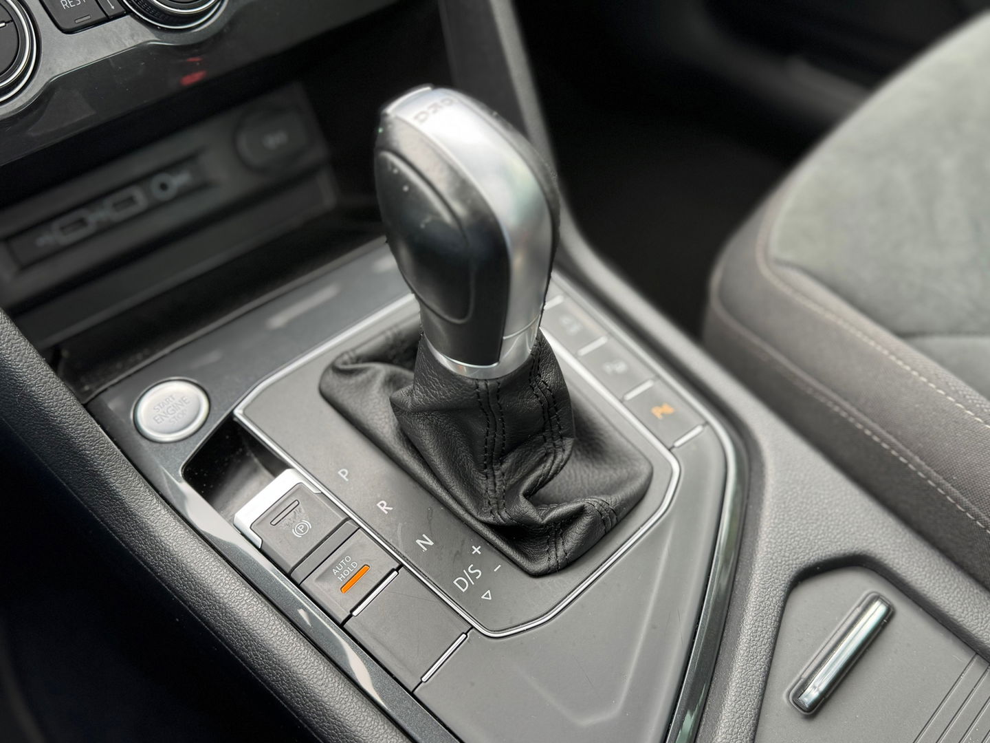 Volkswagen Tiguan 1.5 TSI DSG R-Line Pano|NL-auto|Virtual|ACC|Camera|Carplay|Keyless