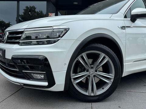 Volkswagen Tiguan 1.5 TSI DSG R-Line Pano|NL-auto|Virtual|ACC|Camera|Carplay|Keyless