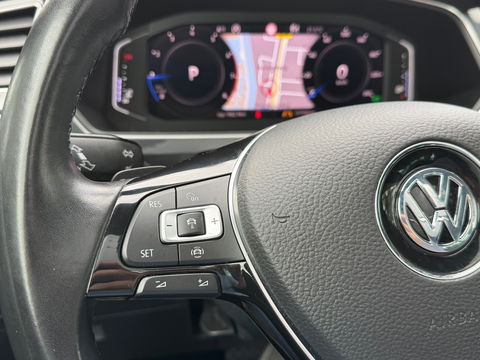 Volkswagen Tiguan 1.5 TSI DSG R-Line Pano|NL-auto|Virtual|ACC|Camera|Carplay|Keyless