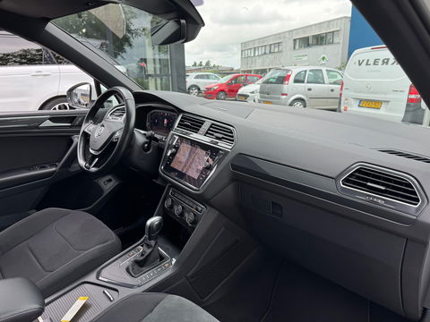 Volkswagen Tiguan 1.5 TSI DSG R-Line Pano|NL-auto|Virtual|ACC|Camera|Carplay|Keyless