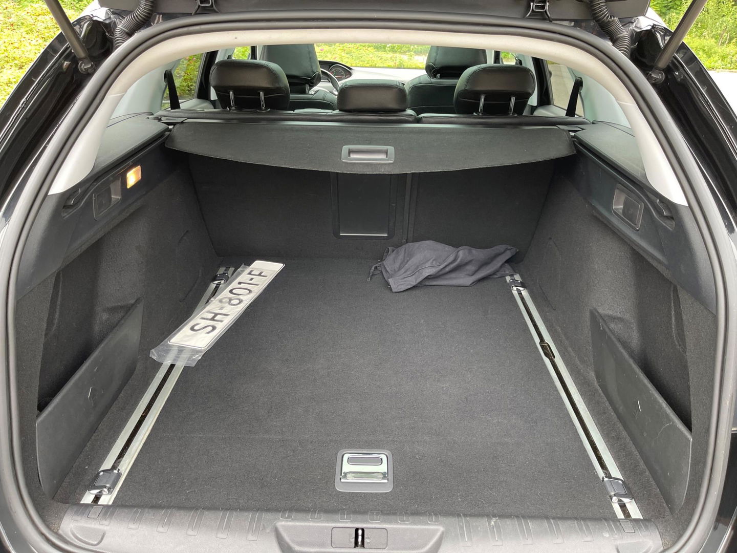 Peugeot 308 SW 1.2 PureTech Blue Lease Premium AUTOMAAT LEER PANODAK NAVI CAMERA