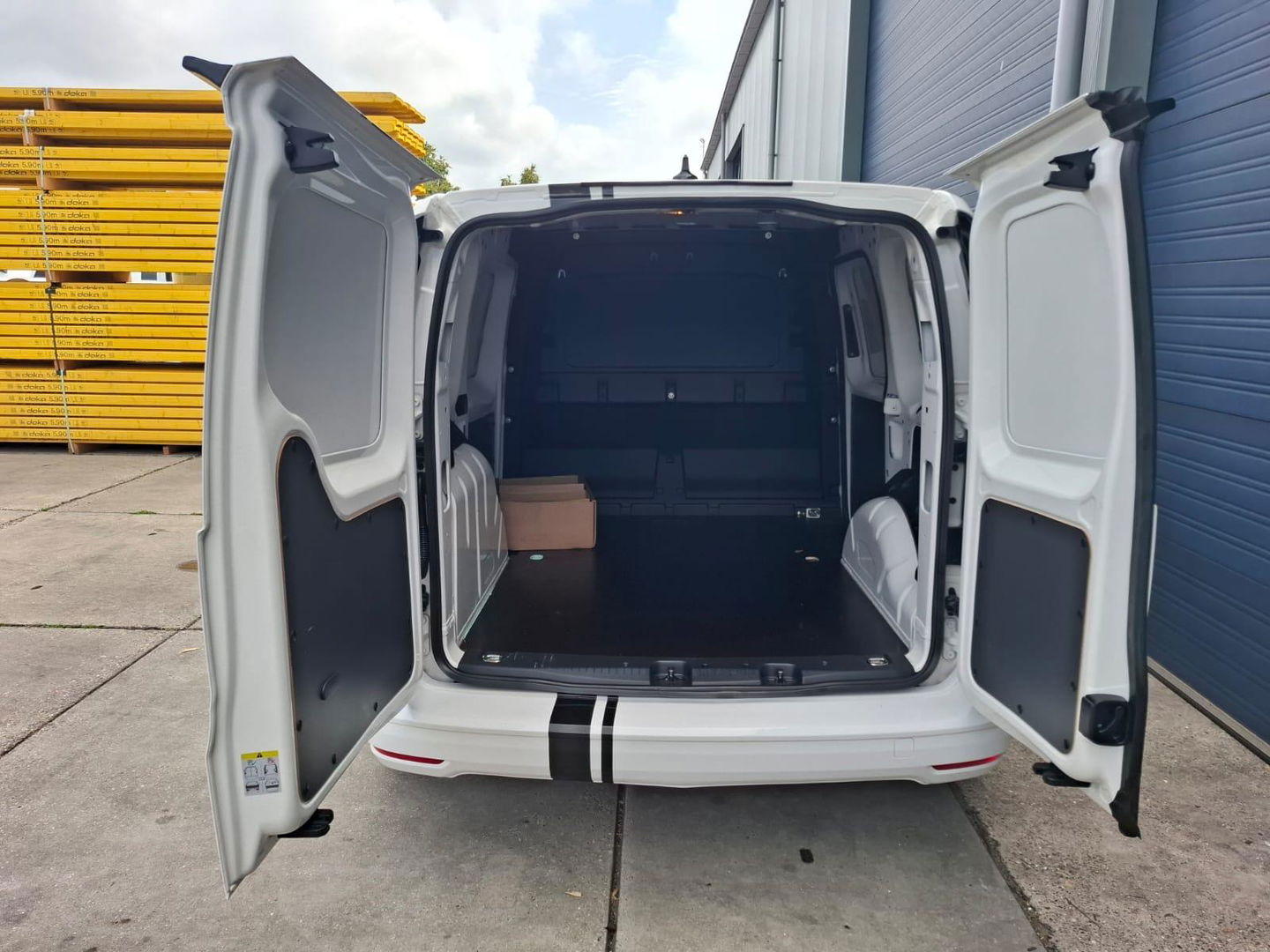 Volkswagen Caddy Cargo 2.0 TDI Economy Business AIRCO / CRUISE CONTROLE / SPOILERS / N.A.P