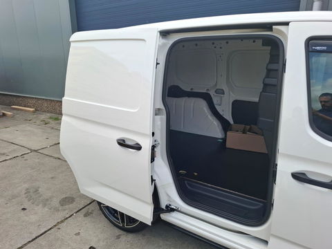 Volkswagen Caddy Cargo 2.0 TDI Economy Business AIRCO / CRUISE CONTROLE / SPOILERS / N.A.P