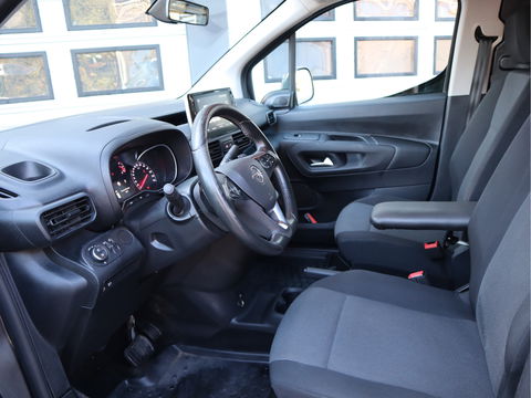 Opel Combo 1.5D 96 kw 131 pk Automaat - Innovation - Trekhaak