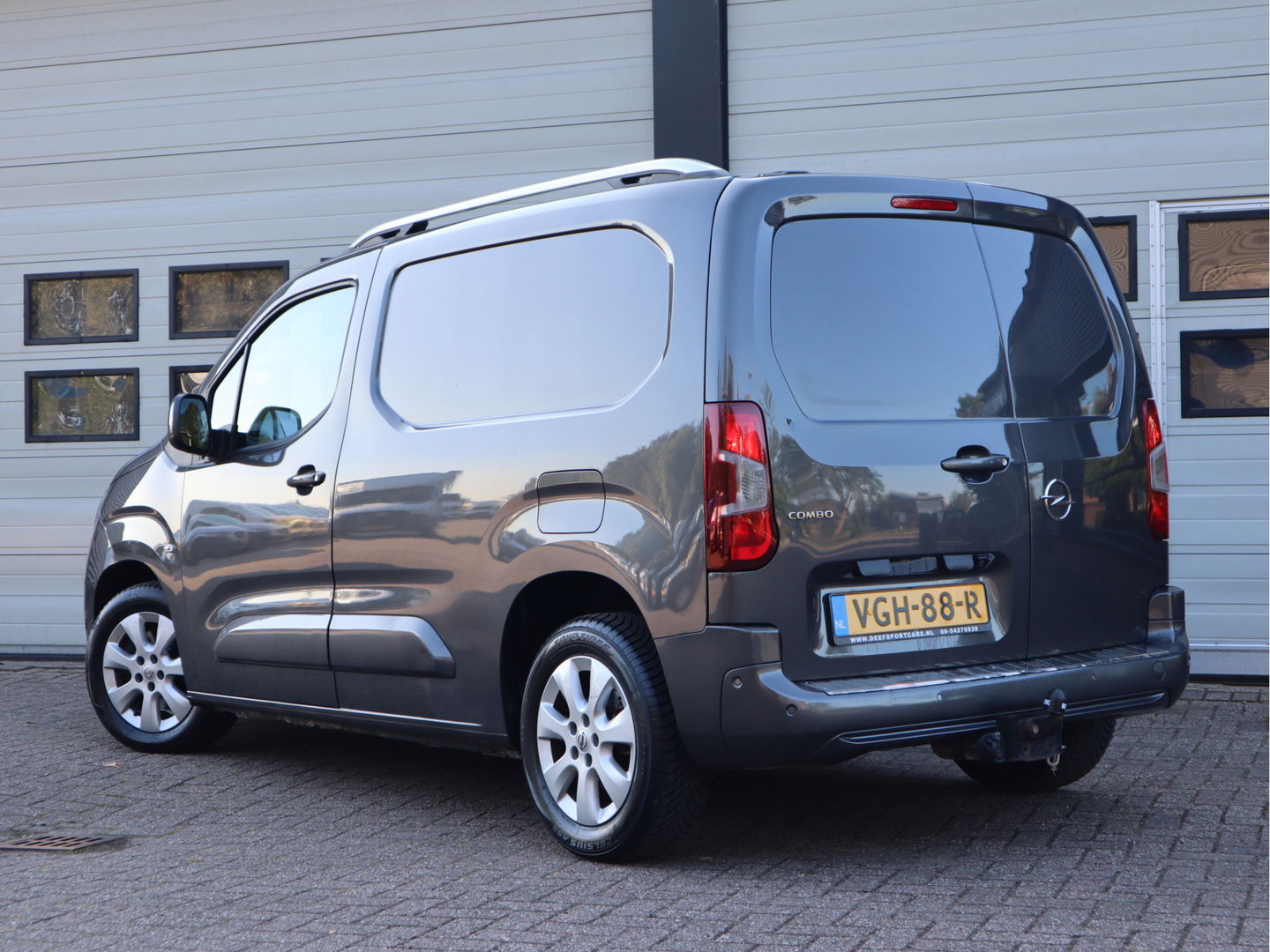 Opel Combo 1.5D 96 kw 131 pk Automaat - Innovation - Trekhaak