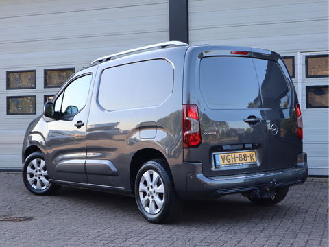 Opel Combo 1.5D 96 kw 131 pk Automaat - Innovation - Trekhaak