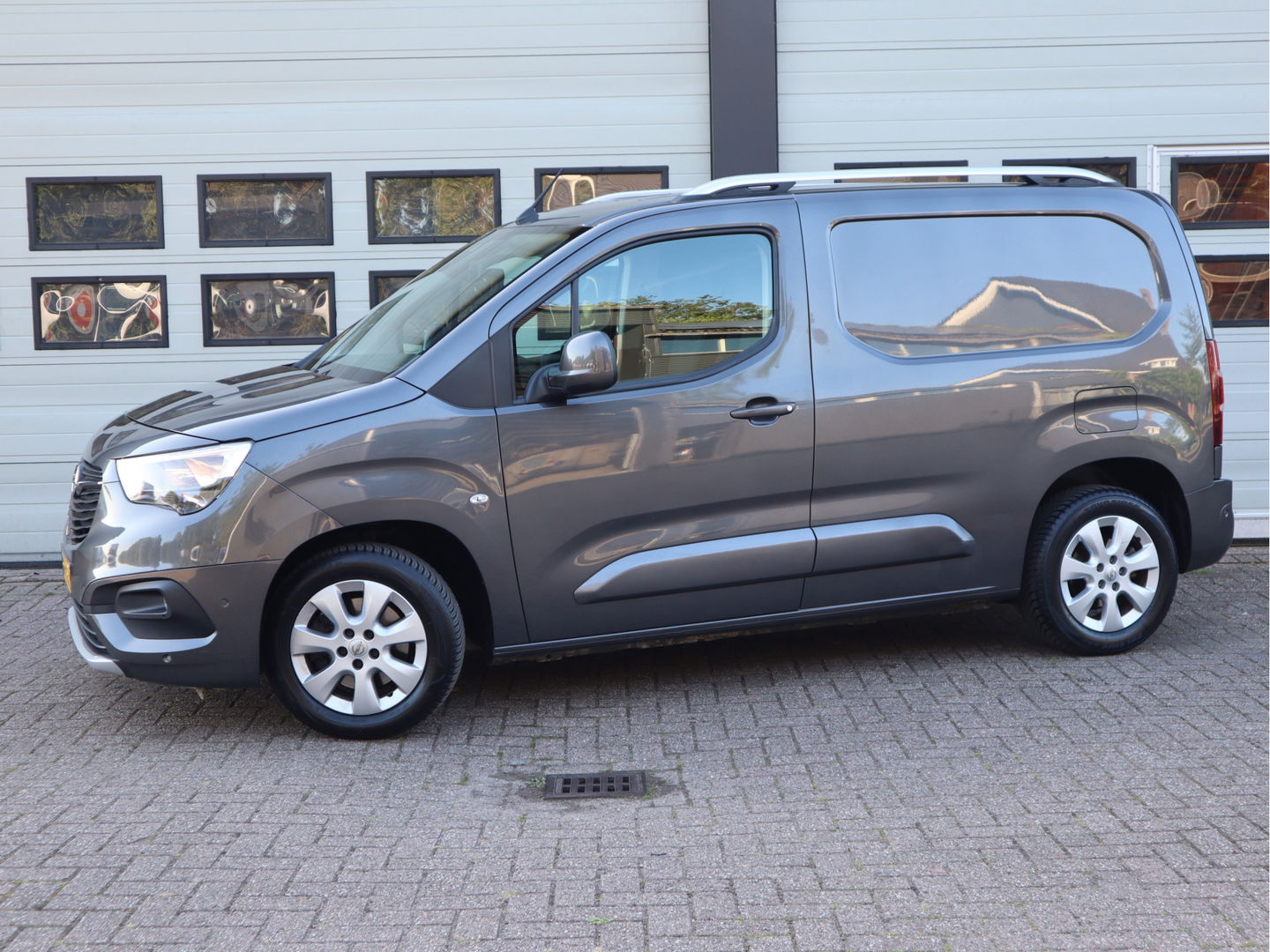 Opel Combo 1.5D 96 kw 131 pk Automaat - Innovation - Trekhaak