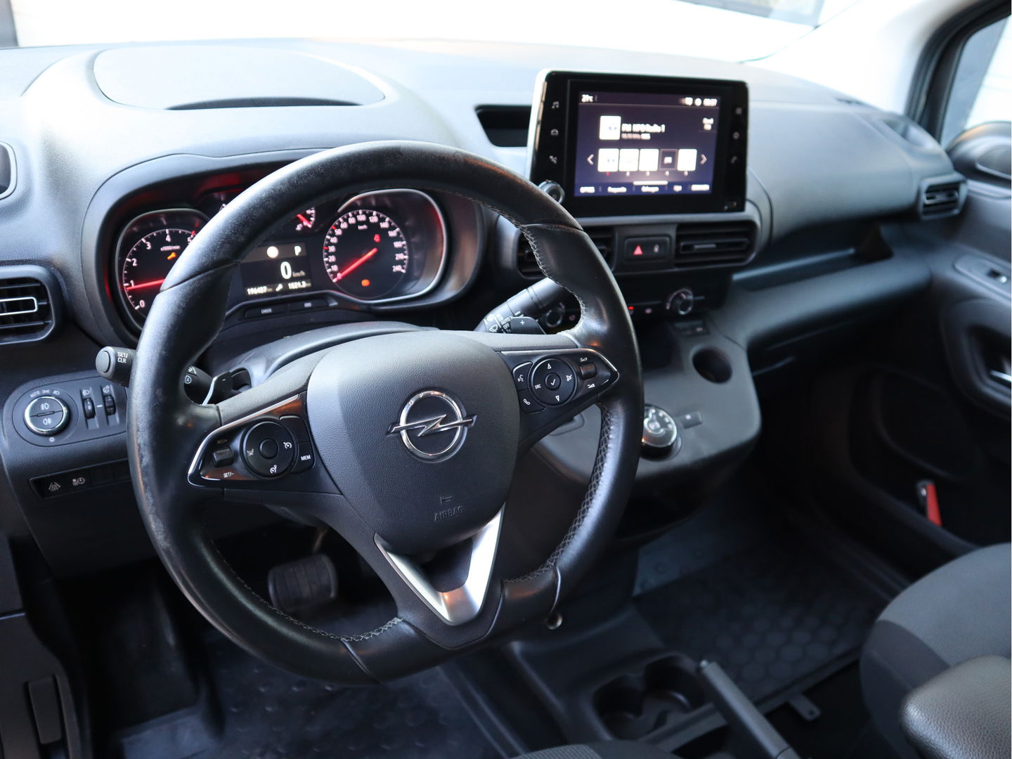 Opel Combo 1.5D 96 kw 131 pk Automaat - Innovation - Trekhaak
